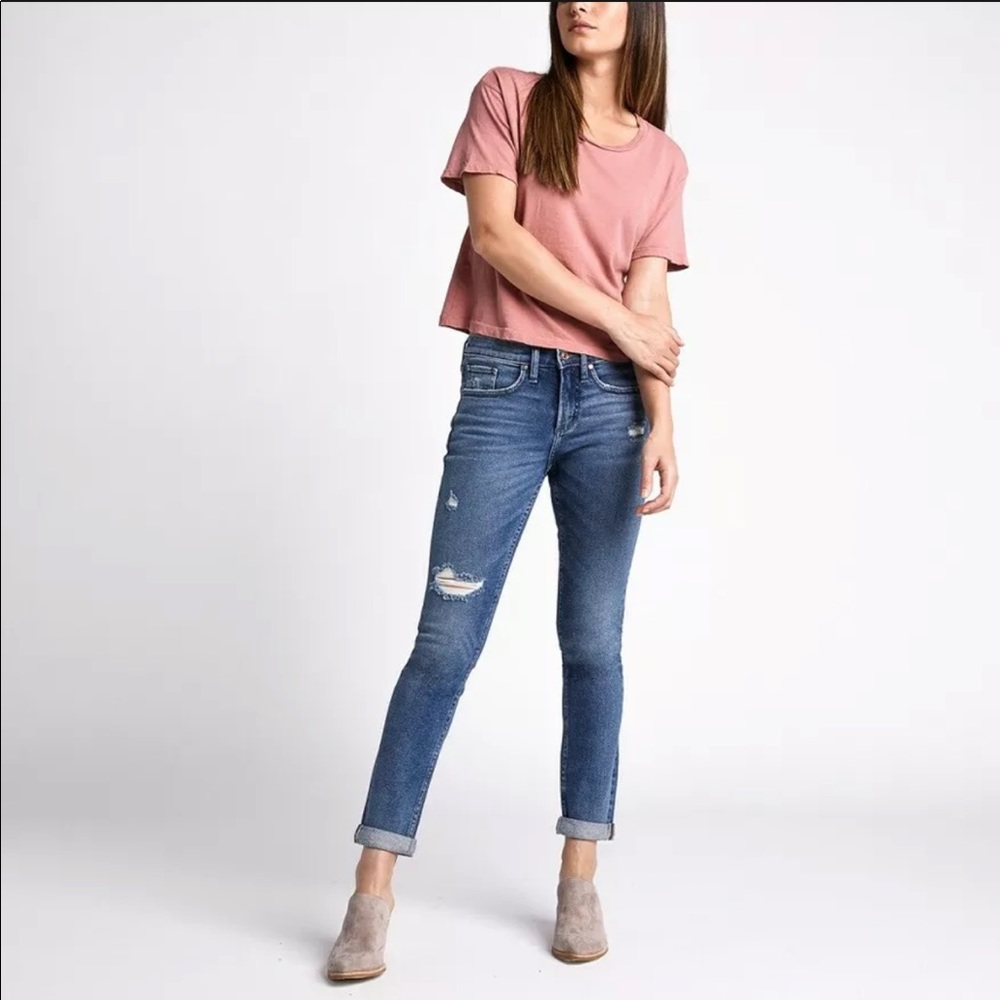 NWT SILVER Not Your Boyfriend's Jeans Size 28x27 Slim Leg Mid Rise
